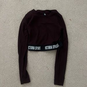 Victoria sport tight workout top no pads- good for small-no chest